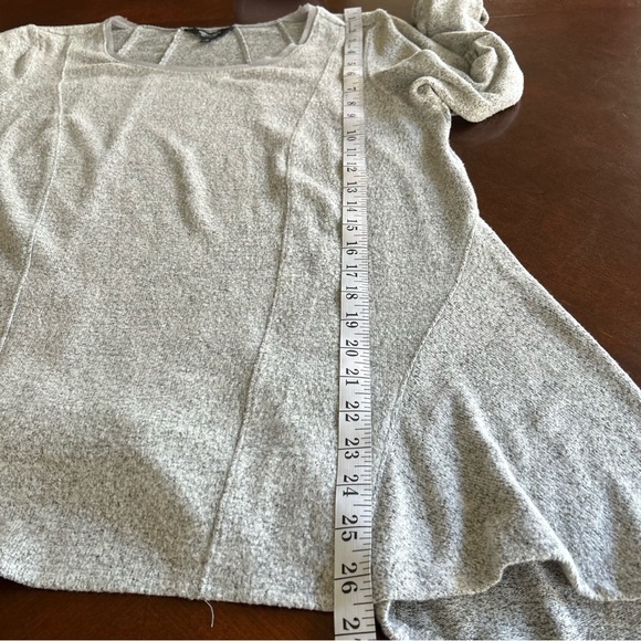 Simply Vera by Vera Wang | Gray Asymmetric Women's Top - Picture 9 of 9